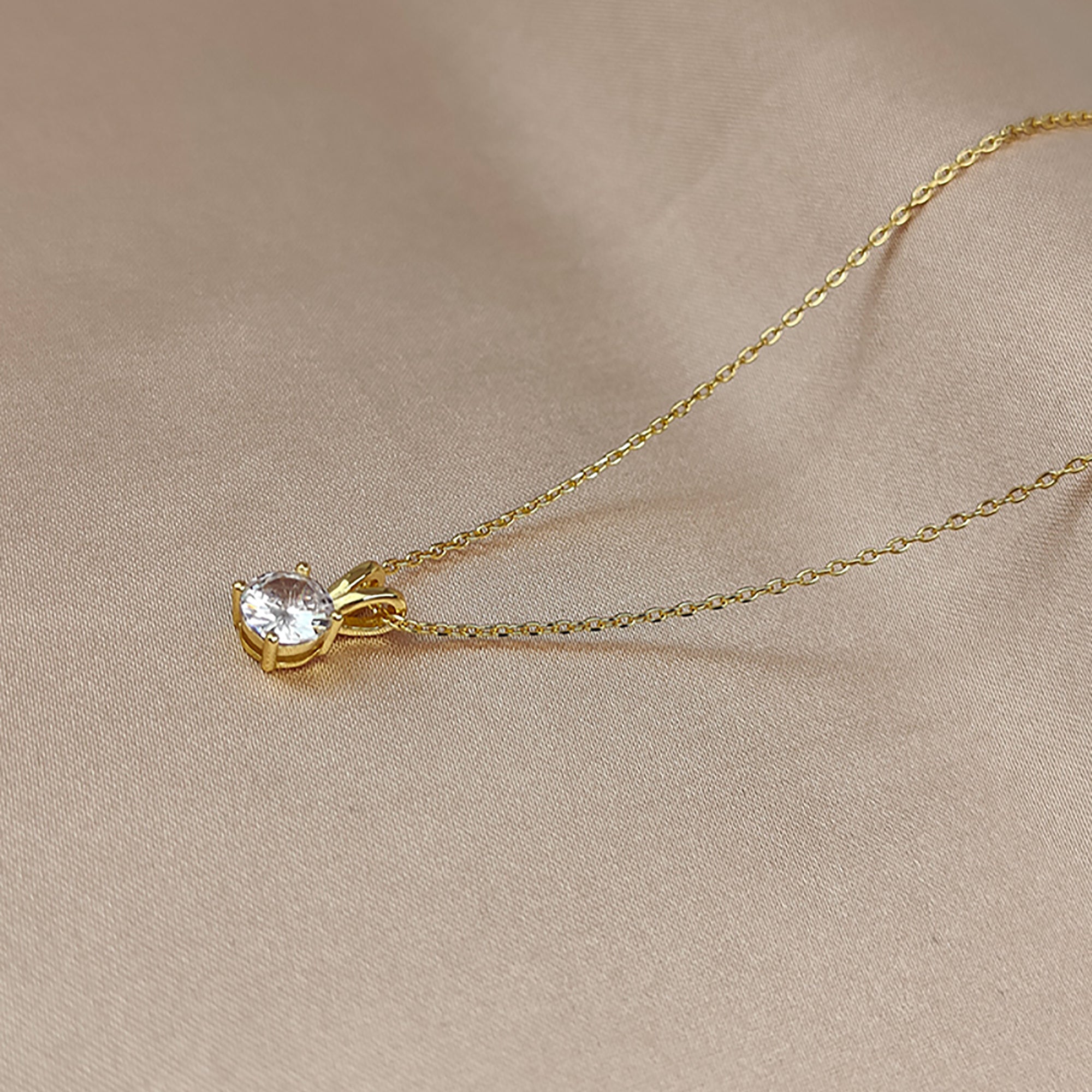 Gold Plated CZ Pendant Necklace Valentine Day Gift KOL / Youtuber / Celebrity / Fashion Icon styling