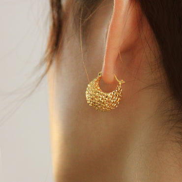 18K Gold Basket Hoop Earrings Gift wedding influencer styling KOL / Youtuber / Celebrity / Fashion Icon