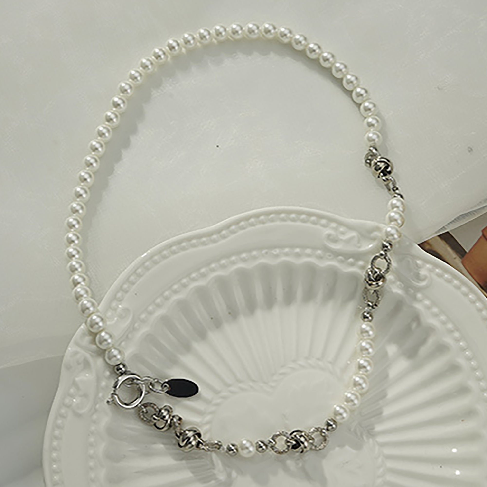 Pearl w/ Metal Chain Necklace Valentine Day Gift