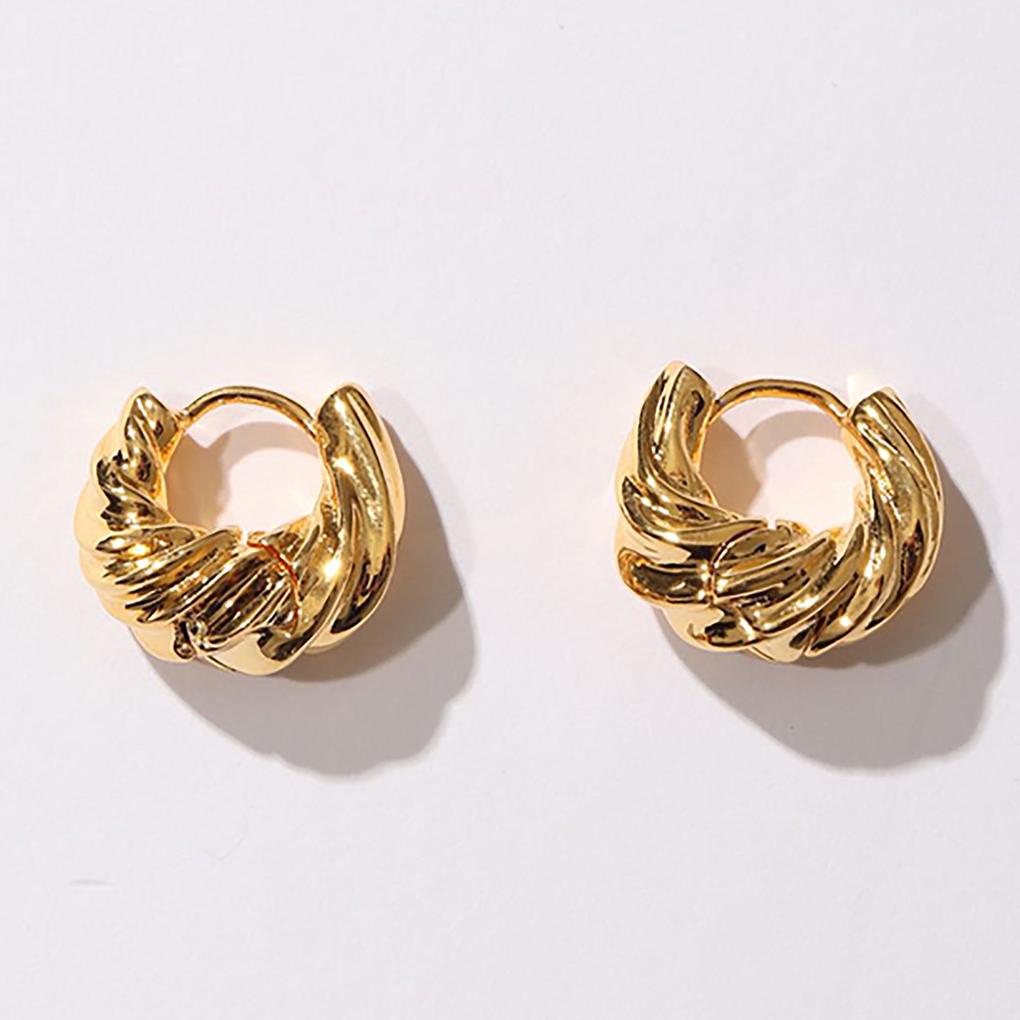 Gold Plated Hoop Earrings Gift wedding influencer styling KOL / Youtuber / Celebrity / Fashion Icon