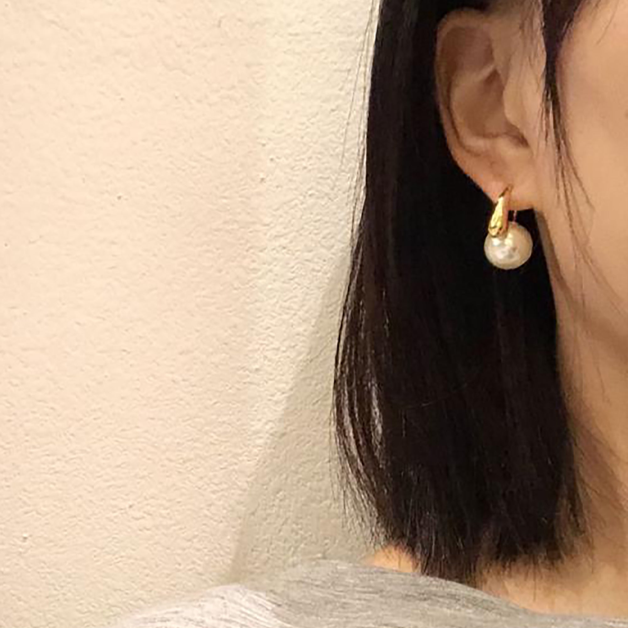 18K Gold Plated Pearl Double Side Earrings Gift wedding influencer styling KOL / Youtuber / Celebrity / Fashion Icon picked