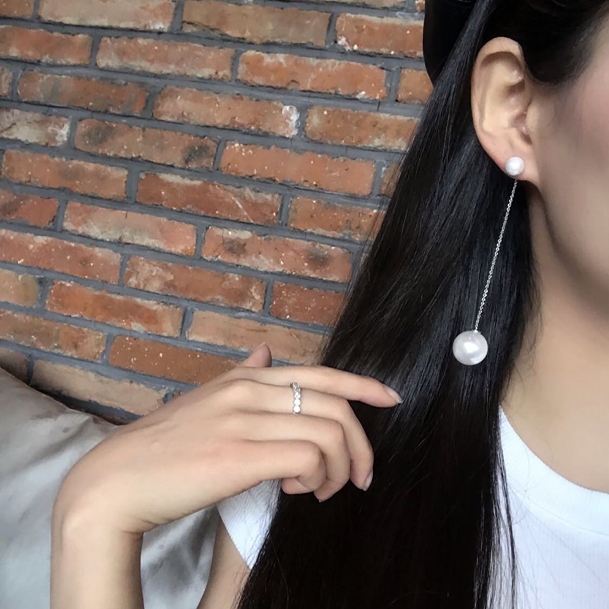 18K Gold Plated Chunky Pearl Dangle Earrings Gift wedding influencer styling KOL / Youtuber / Celebrity / Fashion Icon picked