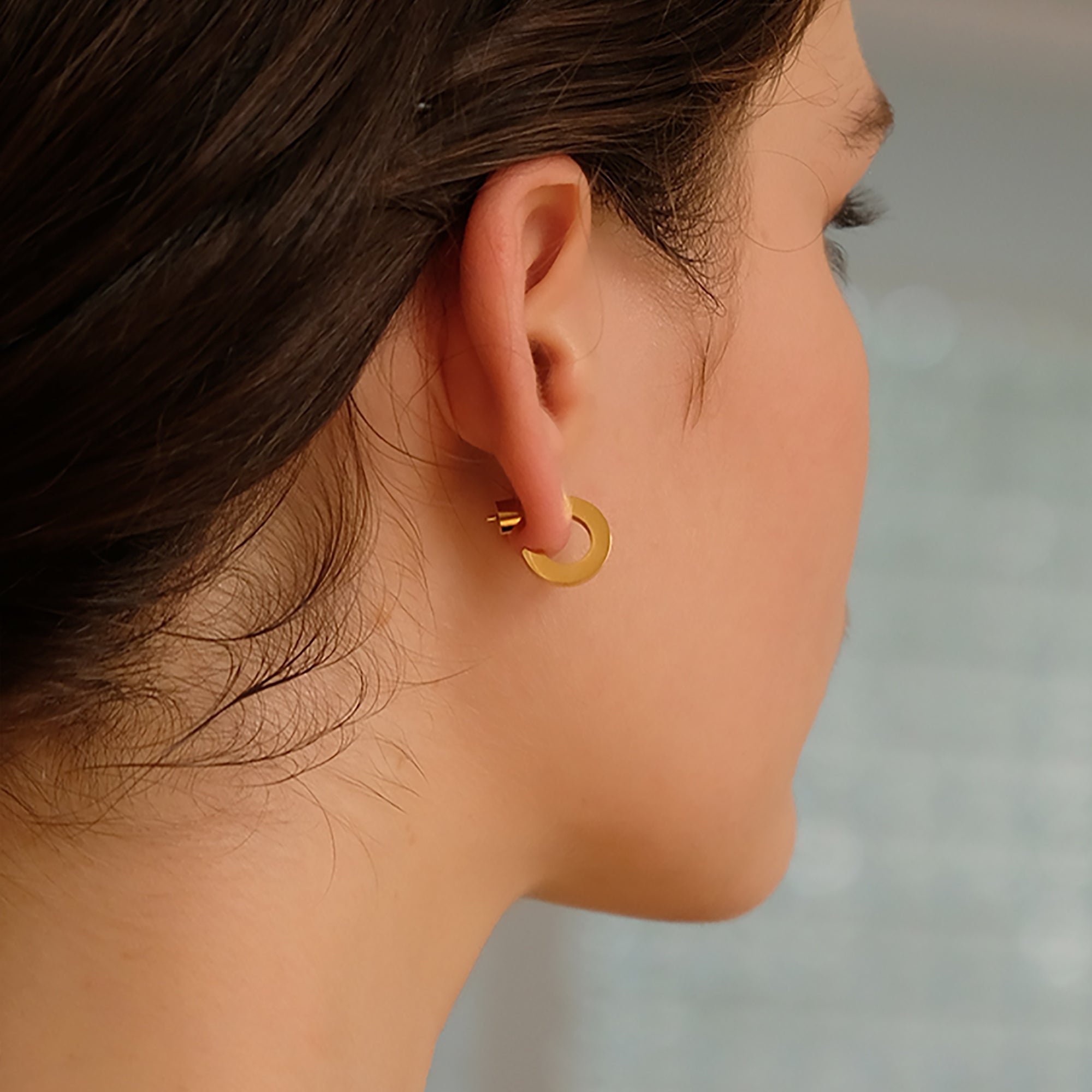 18K Gold Plated Hoop Earrings Gift wedding influencer styling KOL / Youtuber / Celebrity / Fashion Icon