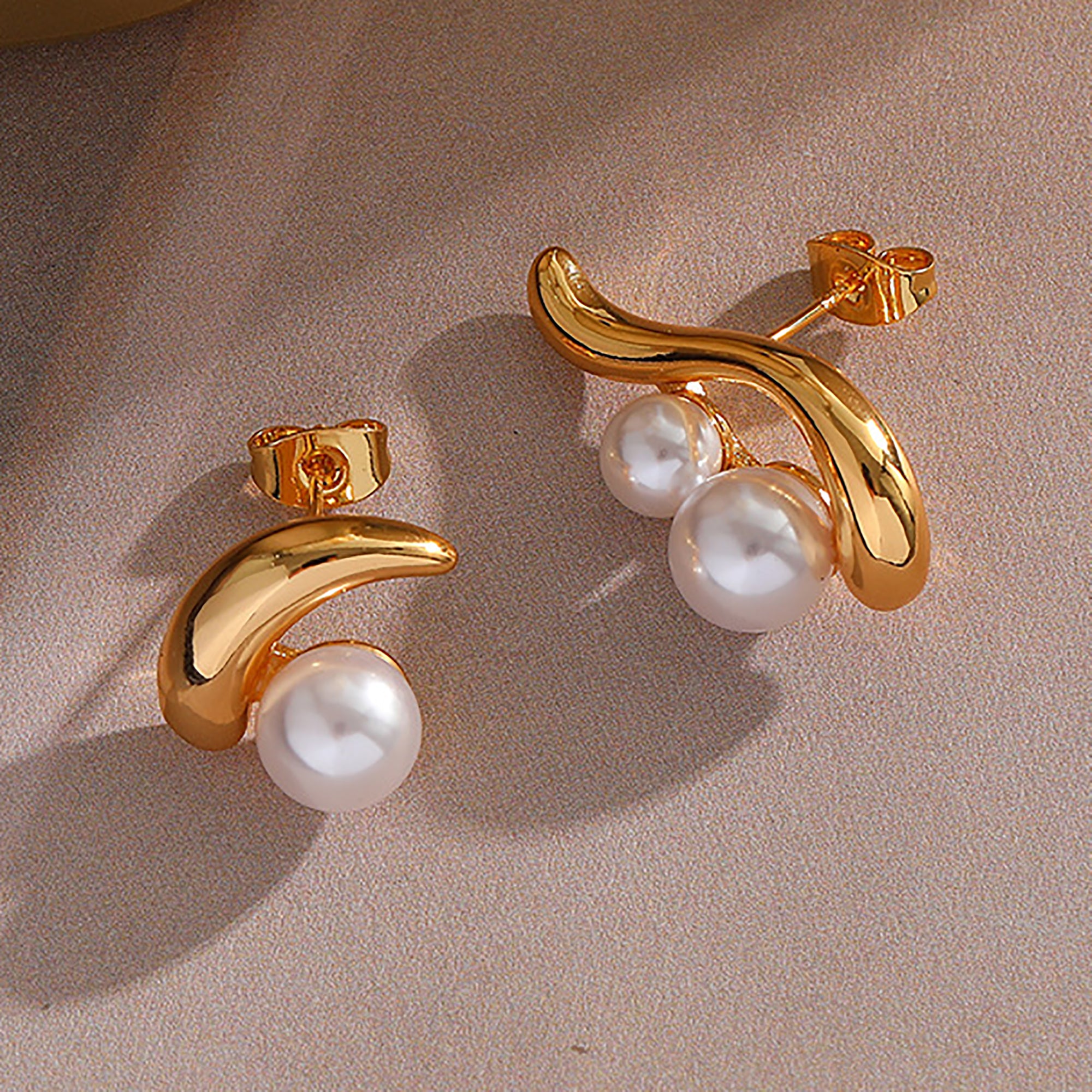 Gold Plated w/ Pearl Asymmetrical Earrings Valentine Day Gift birthday party anniversary
