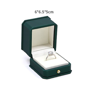 Green Single Ring Jewelry Box / Gift Box Vintage Gift Home Deco Decoration Design