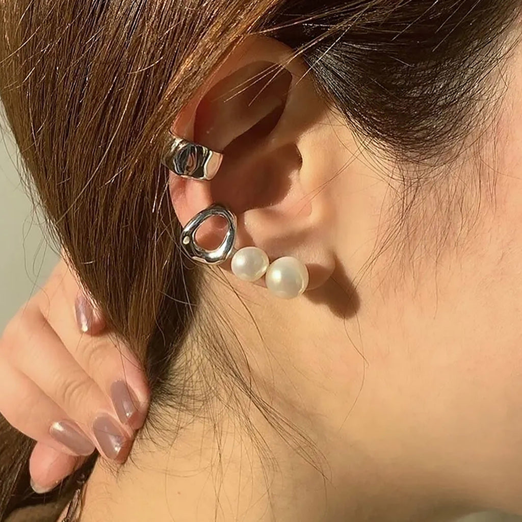 Single Pearl Link Ear Cuff Suspender Earrings Gift wedding influencer styling KOL / Youtuber / Celebrity / Fashion Icon picked