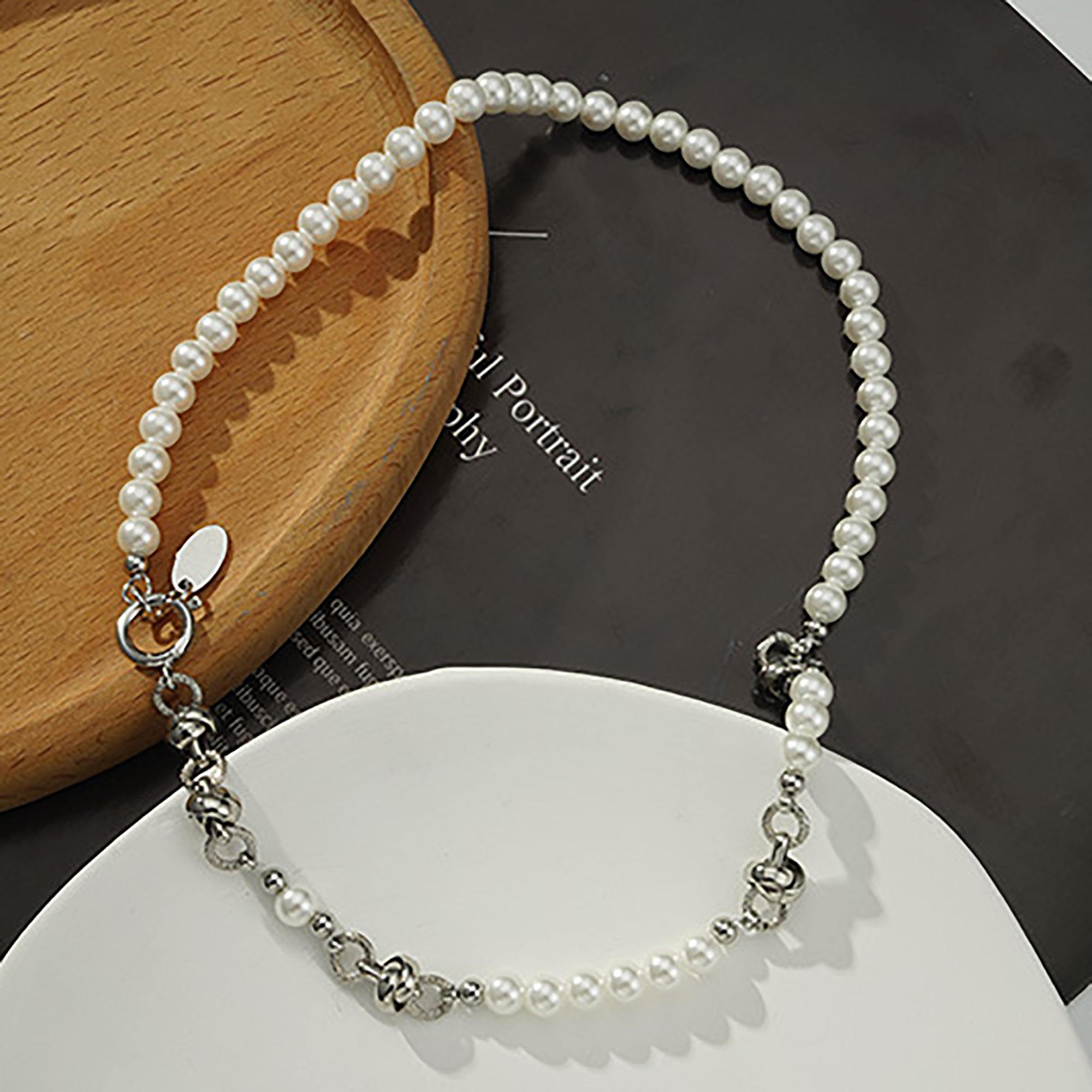 Pearl w/ Metal Chain Necklace Valentine Day Gift