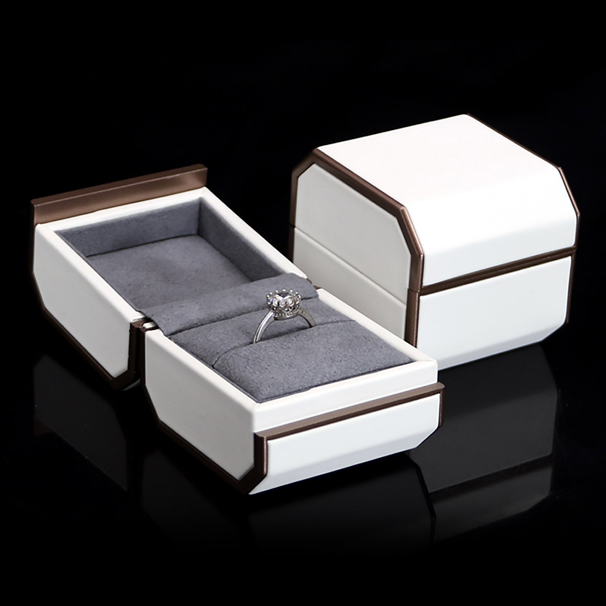White Jewelry Box / Gift Box Vintage Gift Home Deco Decoration Design